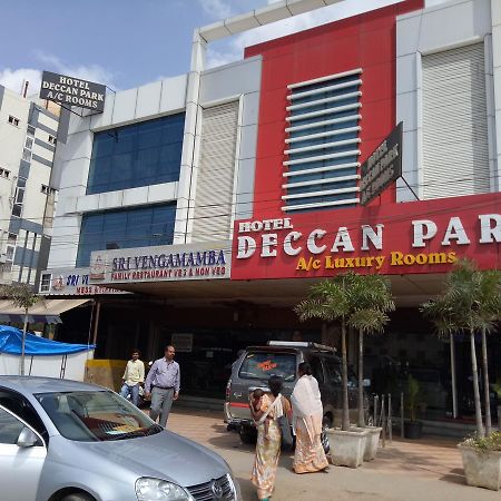 Hotel Deccan Park Haidarábád Kültér fotó