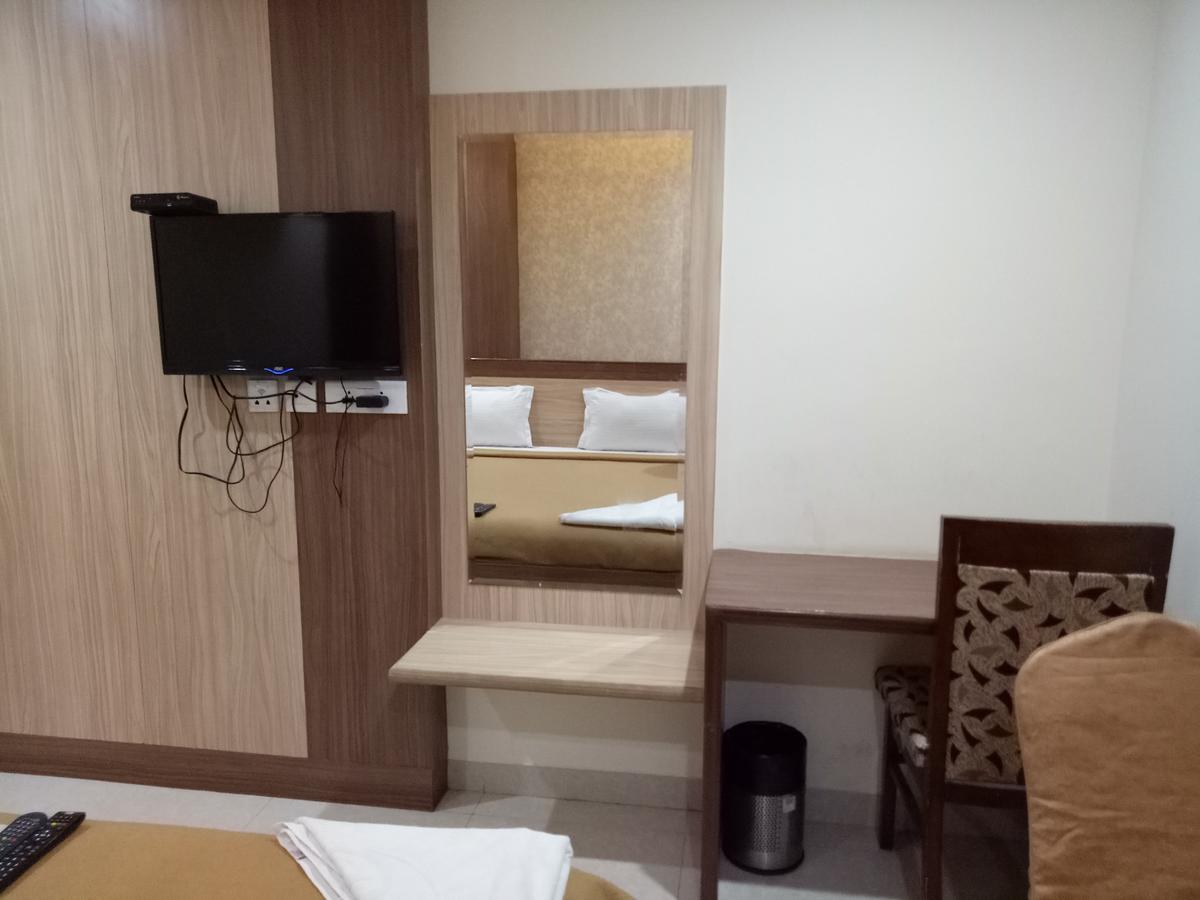 Hotel Deccan Park Haidarábád Kültér fotó