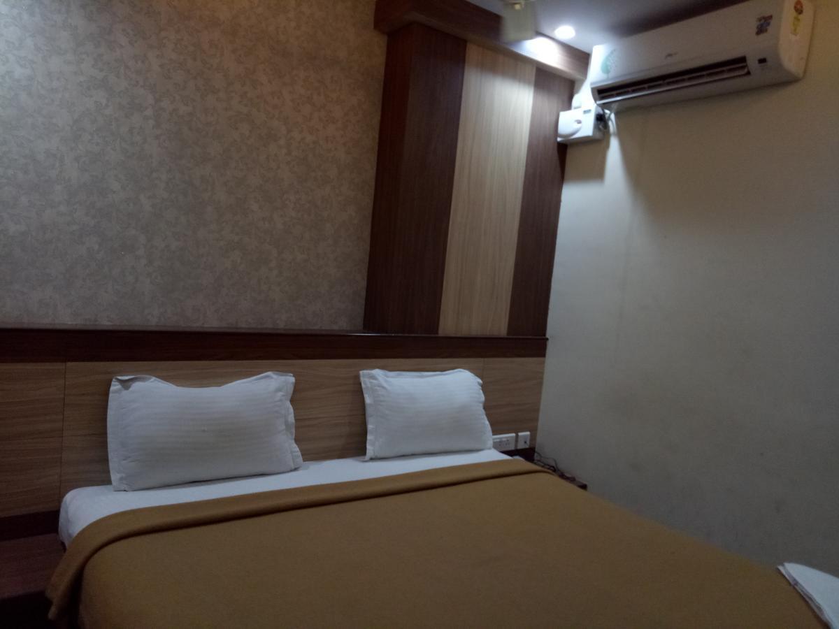 Hotel Deccan Park Haidarábád Kültér fotó